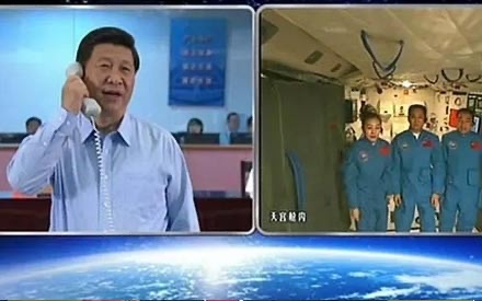 情满太空-习近平与宇航员的两次通话